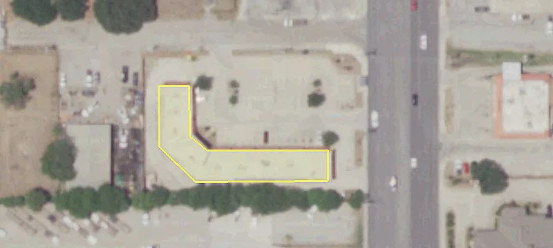 Retail Space in Hunnicut Plaza