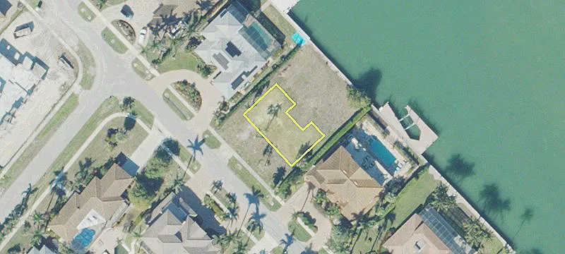 Exceptional Riverfront Lot on Marco