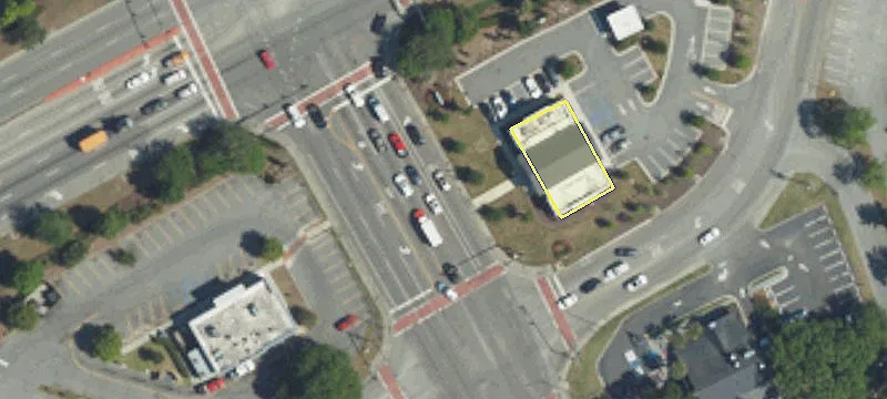 Retail Space Near Ravenel Bridge
