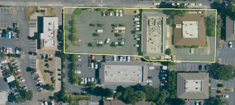 Prime Retail Space on Fair Oaks