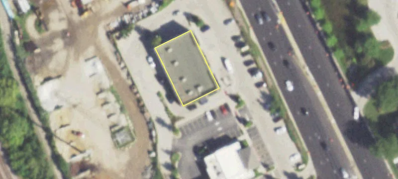 Retail Space with High Visibility