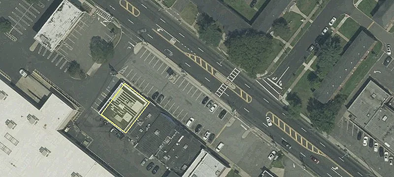 Retail Space in Essex Plaza