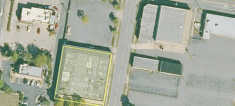 Renovated Commercial Property Near I-630