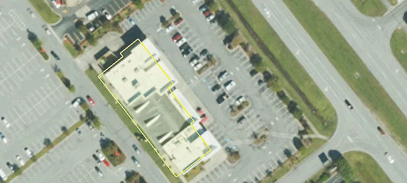Retail Space in Gateway Plaza