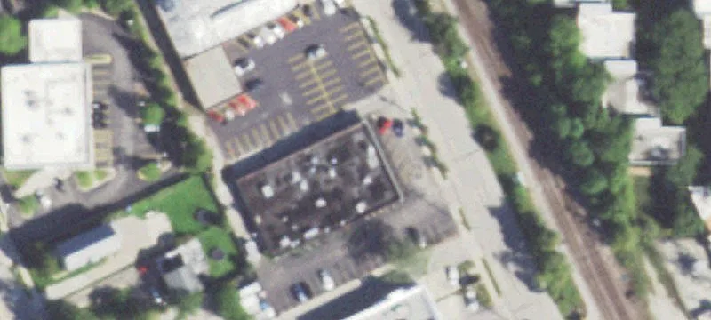 Prime Retail Space in Highland Park