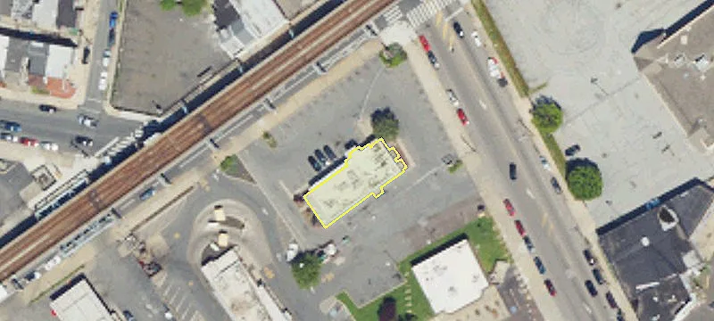 Freestanding Building with Drive-Thru