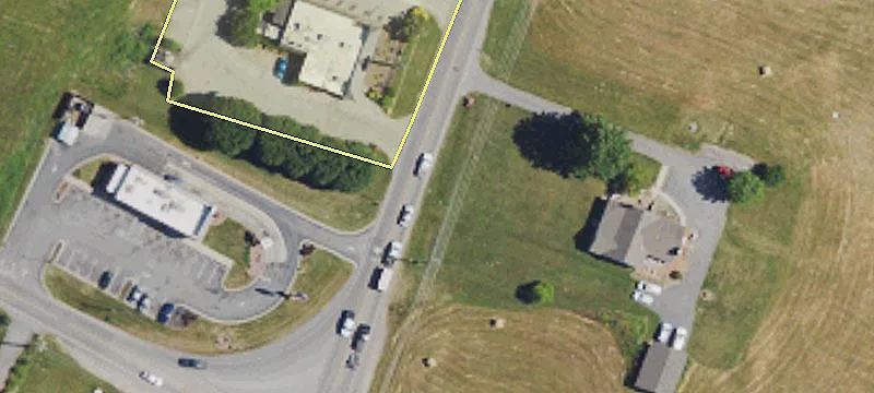 Commercial Lot Near Residence