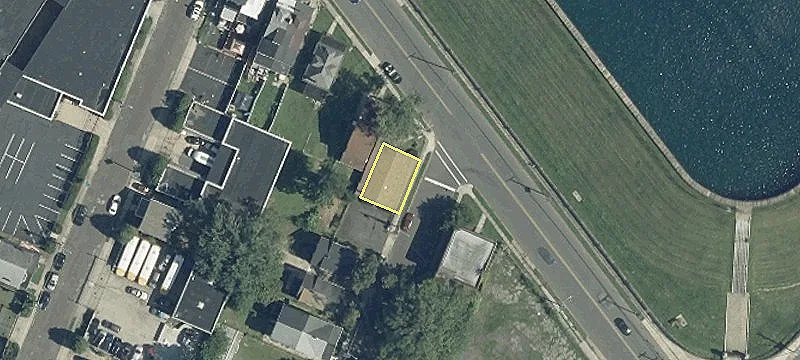 Versatile Commercial Property in Trenton