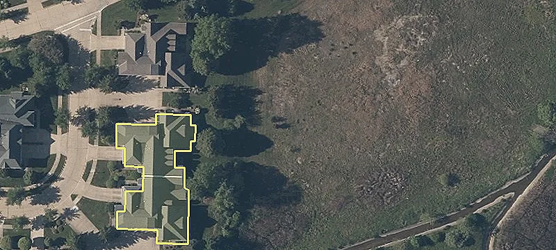 Highland Heights Commercial Property
