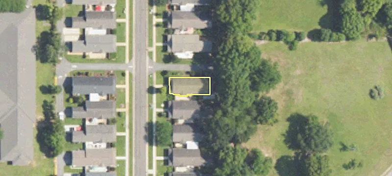25 Cottage Dr