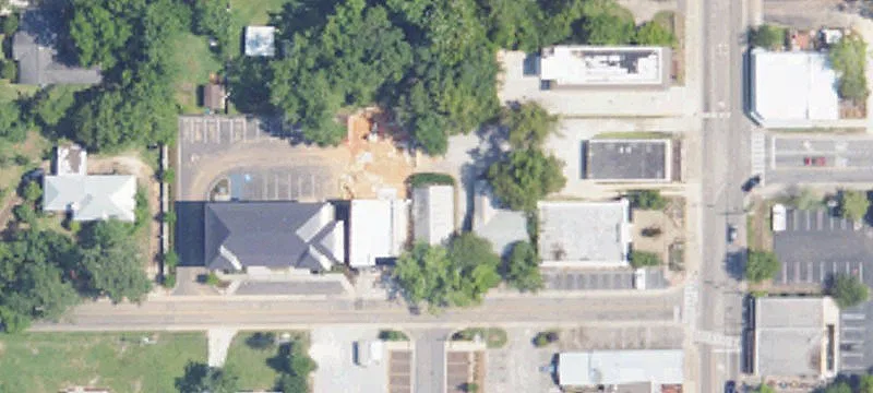 713 Belrose Ave