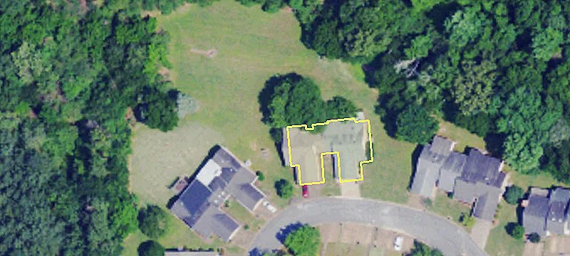 239 Hillsboro Cir