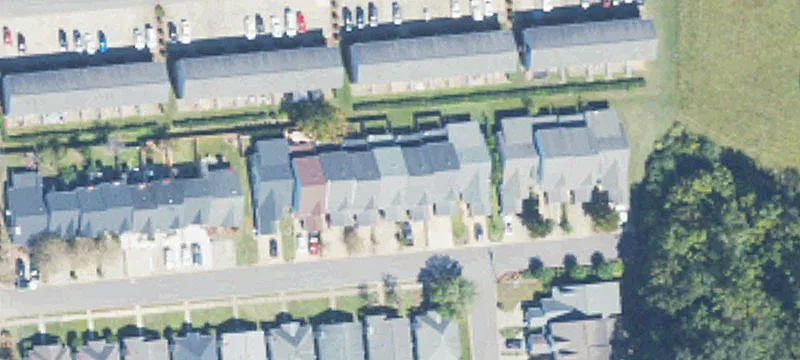 275 Ivy Pl