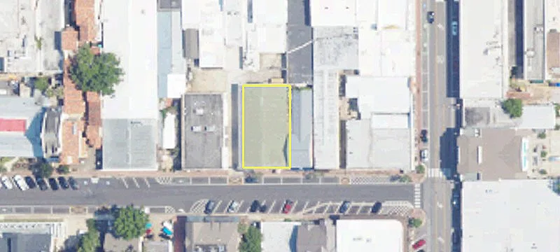 323 De La Mare Ave