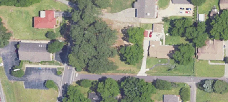 106 Howard Dr