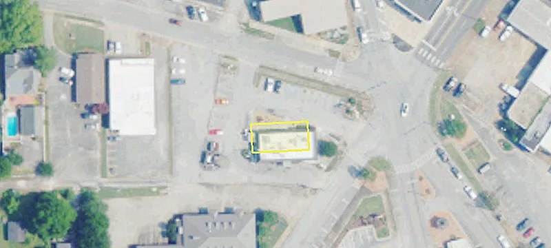 115 Edgewood Dr
