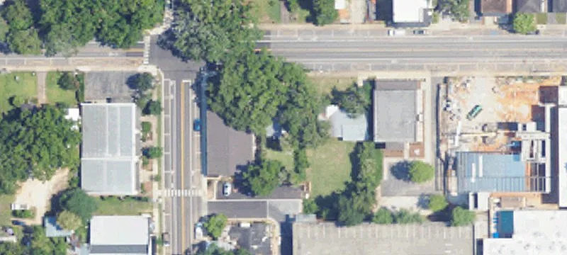 302 Magnolia Ave