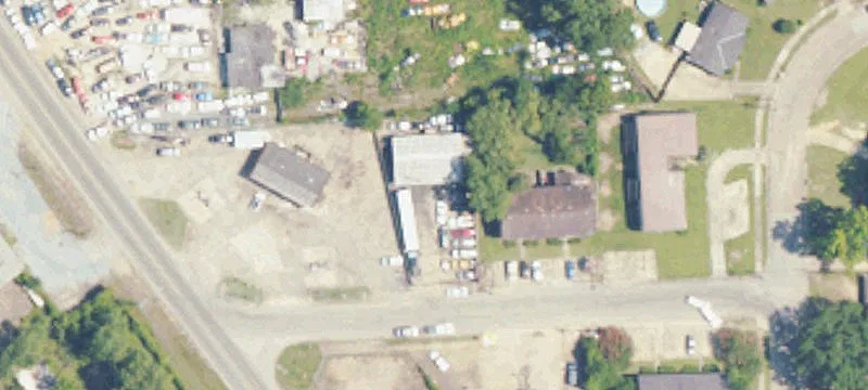 504 Russell St