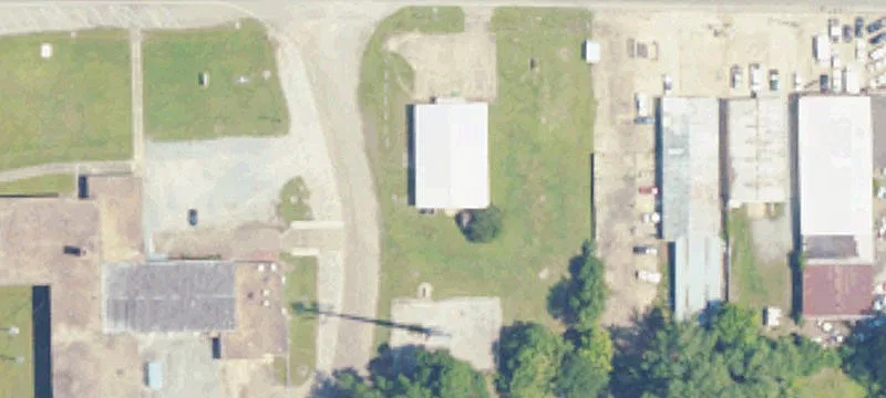 300 Es Blvd