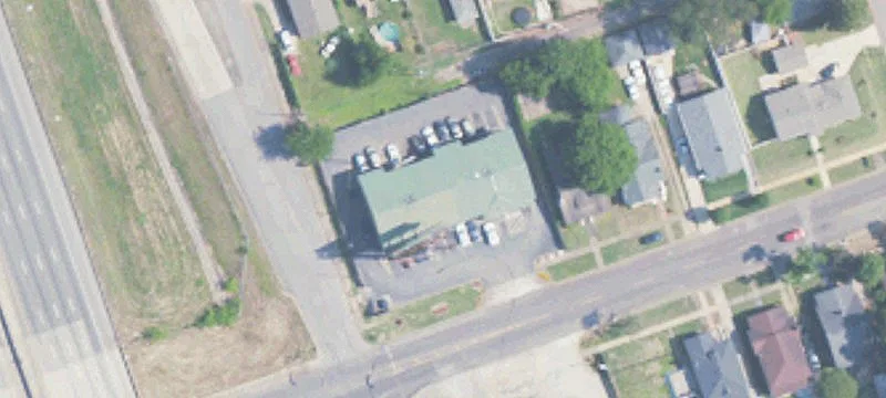 1900 33rd N Ave