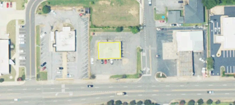 2820 University E Blvd