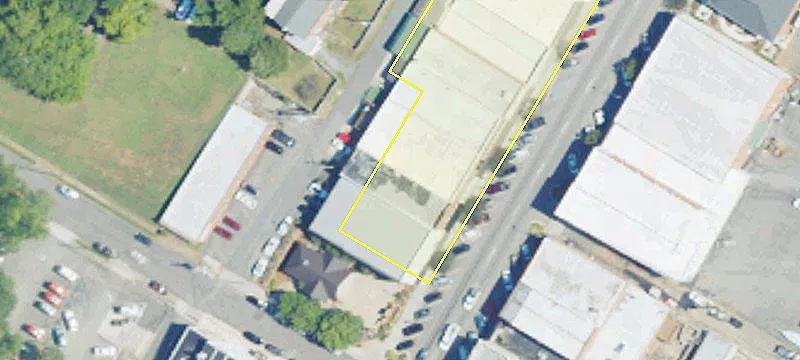 384 Gunter Ave