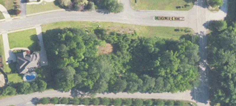 1504 Crown Pt Dr