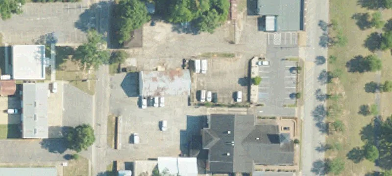 19135 Main St