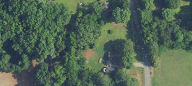 400 Roy Davis Rd