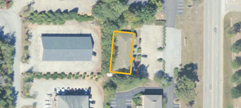 1735 University Dr