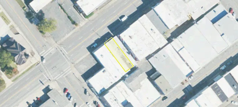 205 2nd E Ave