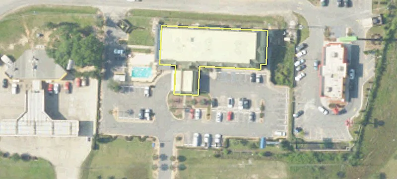 1320 Industrial Pkwy2-3