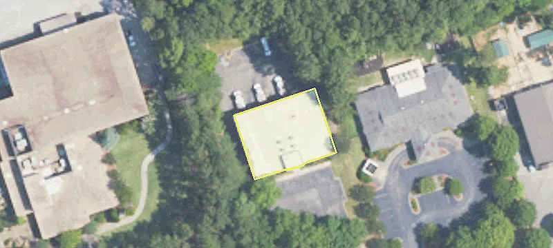 2189 Pkwy Lk Dr