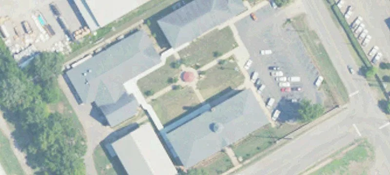 200 2nd Ave