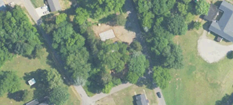 1250 Vivian St