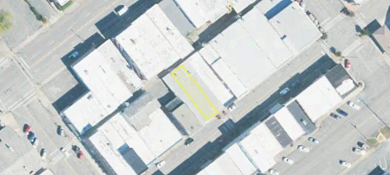 214 1st E Ave