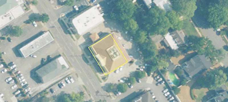 521 Madison SE St