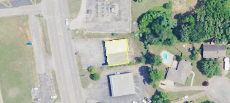 3530 Cloverdale Rd