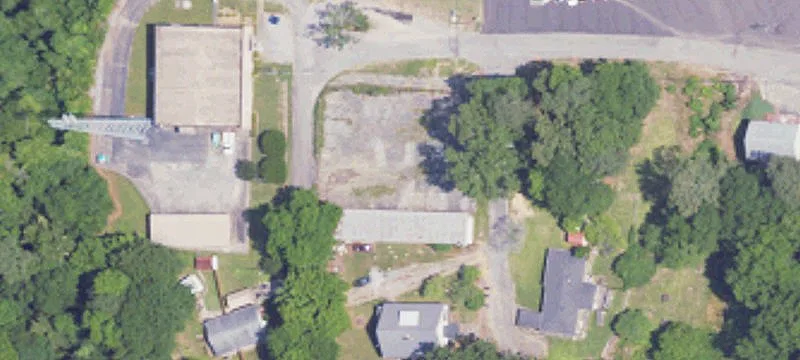 200 2nd W St