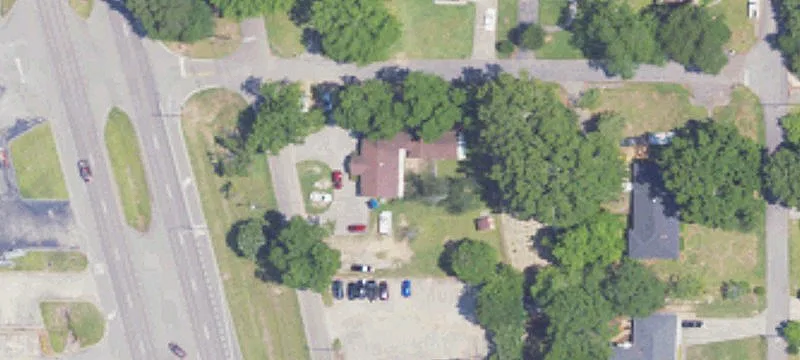 1143 Pecan Ave