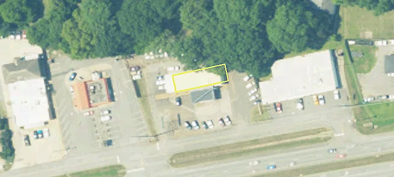 218 Skyland E Blvd