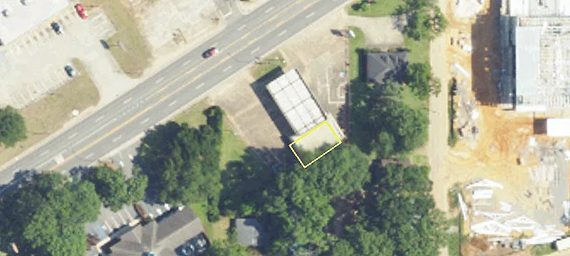 415 Dolive St