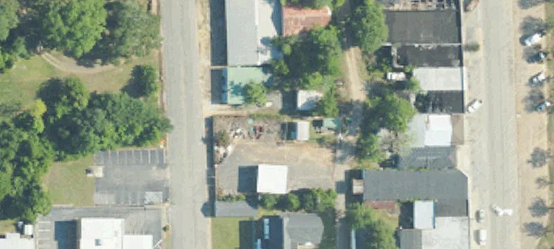 112 Mobile St