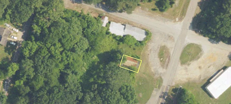 5692 Old Railroad Bed Rd