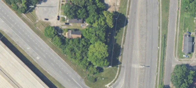 112 Ash Ave