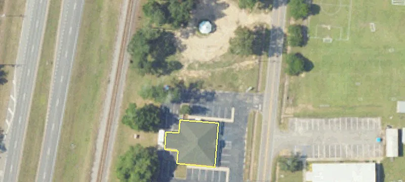 9615 Old Hwy 43