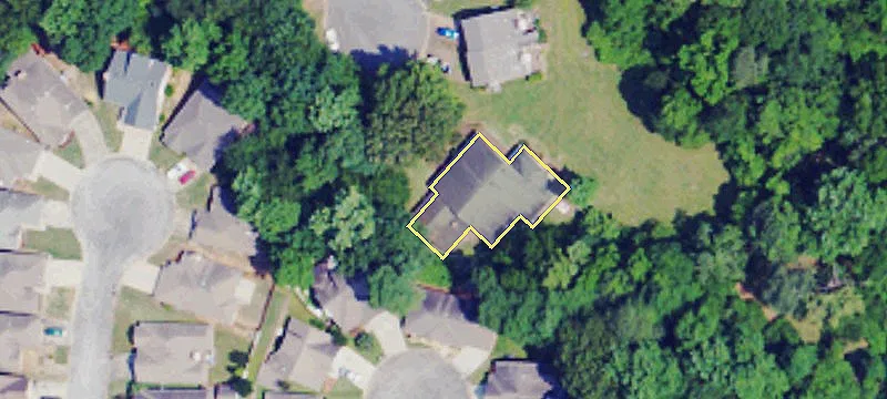 277 Woodcastle Dr