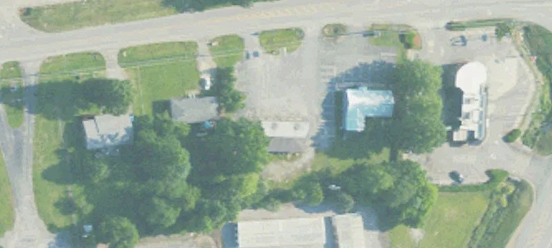 305 College St