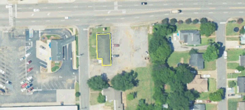 2815 University E Blvd
