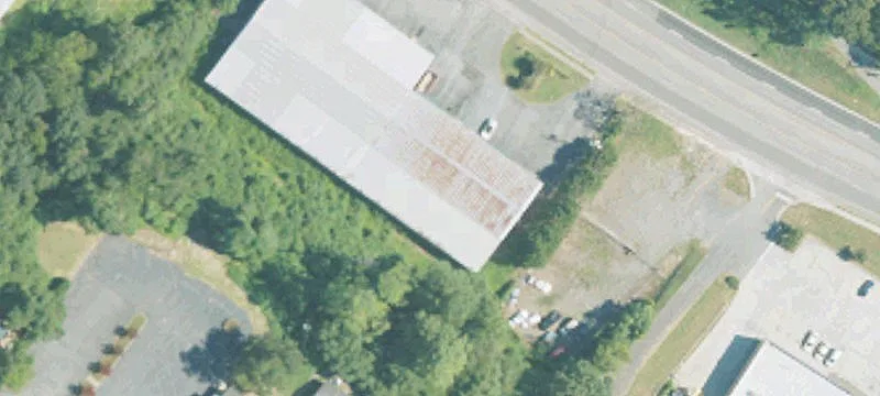 1821 Henry St